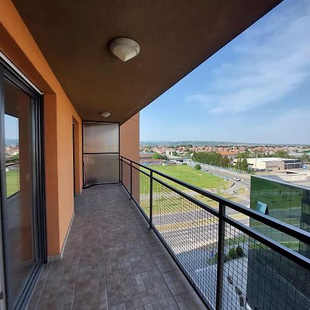Med Man Apartmani Slavonski Brod Exteriör bild