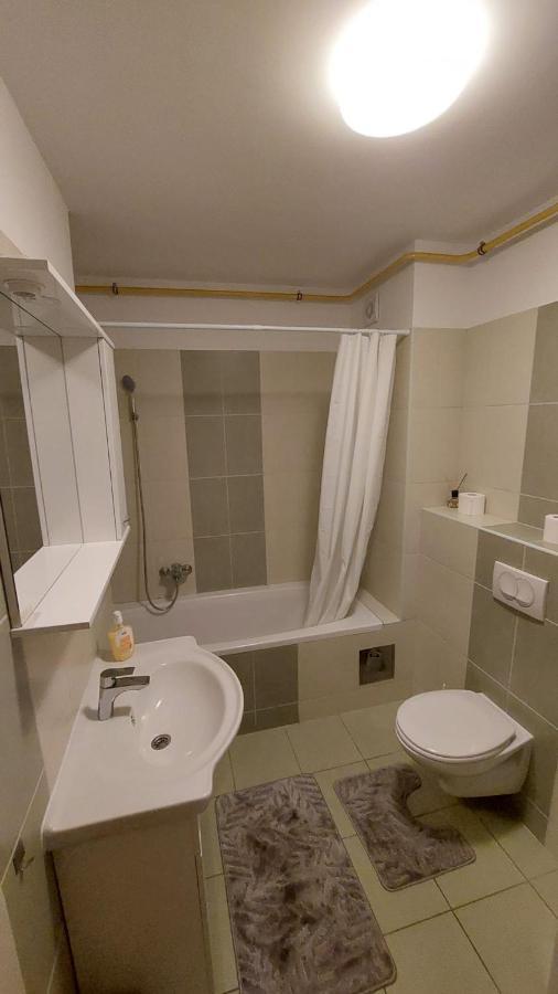 Med Man Apartmani Slavonski Brod Exteriör bild